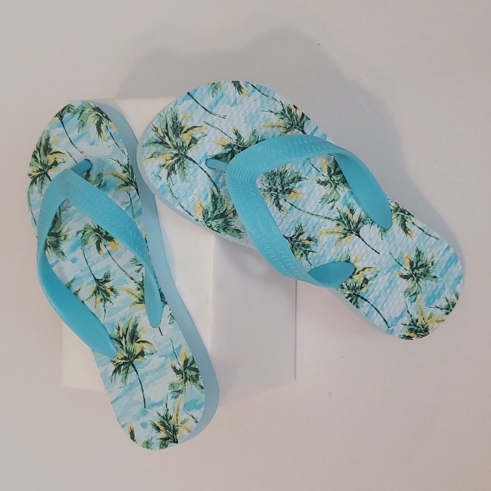 NWOT 12-13 Little Boys Palm Tree Design Flip Flop Sandals by Old Navy